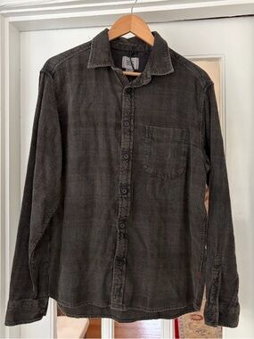 BDG Washed Black Long-Sleeve Button-Down Shirt Size Medium